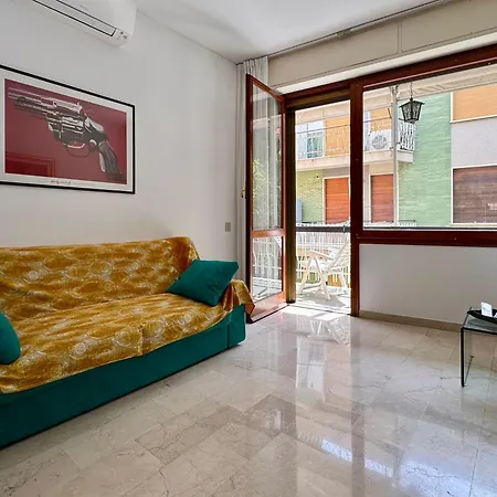 Hostdomus - Deho' Free Garage Alassio
